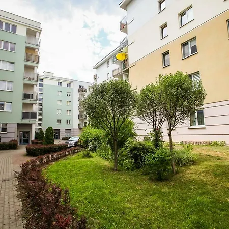 Apartment Fresh Kabaty 4 *