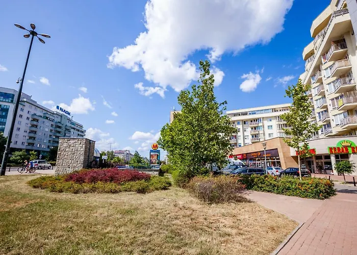 아파트 Fresh Kabaty 4 *