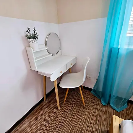 Апартаменты Fresh Kabaty 4 *